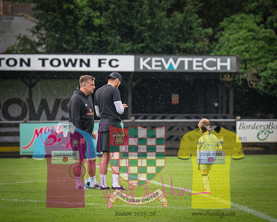Royston Town 2 v 2 Chesham United (2 of 341)