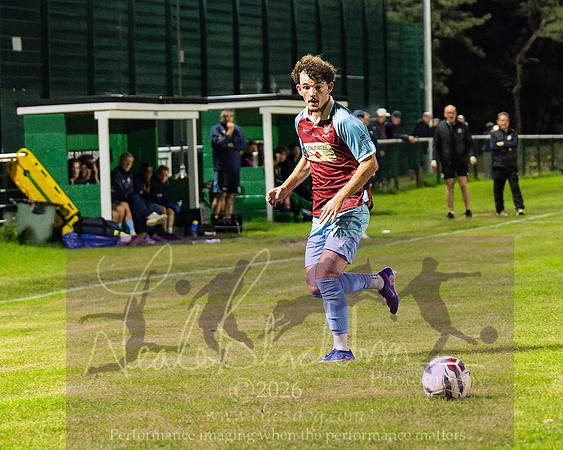 Holmer Green 3 [7]v 3[6] Chesham United (122 of 490)