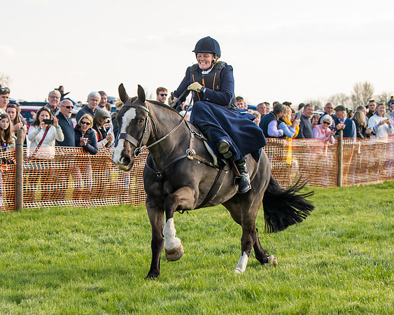 Side Saddle dash  (71 of 170)