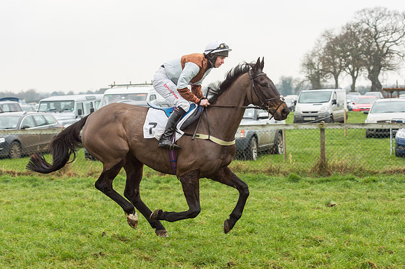 Race 4 - Ladies Open Race (4 of 96).jpg