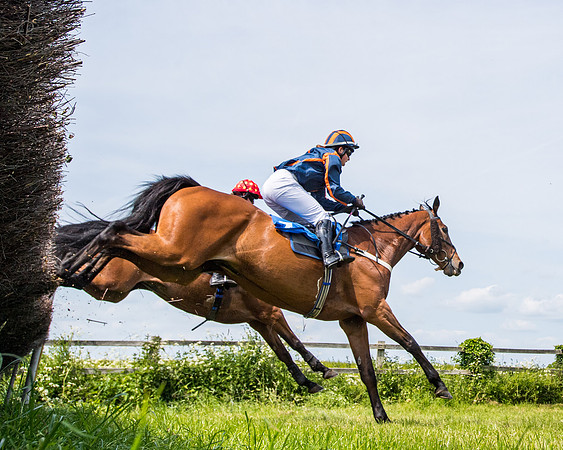 Race 1 - The Little Red owner Trainer conditions (208 of 345)