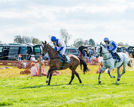 Race 3 -The Richardsons Accountants Conditions Race for Novice Riders  (11 of 154)