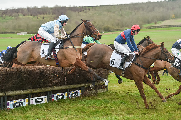 Race 1 - Novice Riders (54 of 86).jpg
