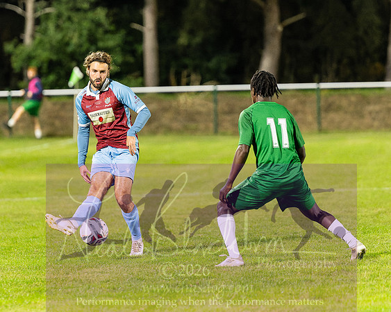 Holmer Green 3 [7]v 3[6] Chesham United (89 of 490)