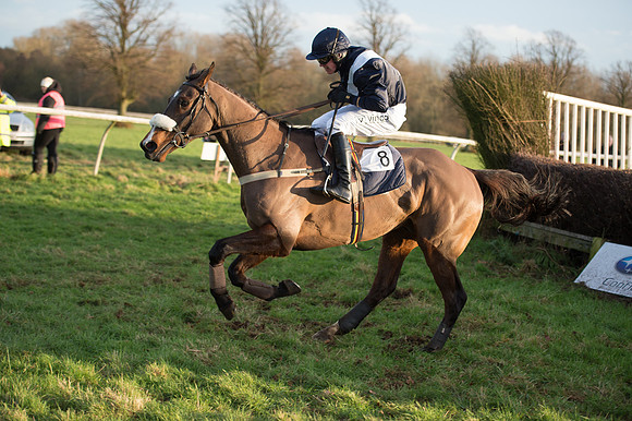 Race 6 - Novice Riders (87 of 103).jpg