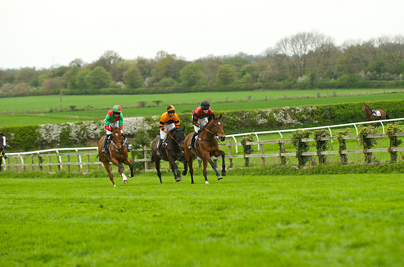 Race 3 - 4-5-6 Maiden 34
