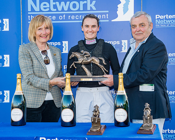 Ladies Champion Amateur (4 of 8)