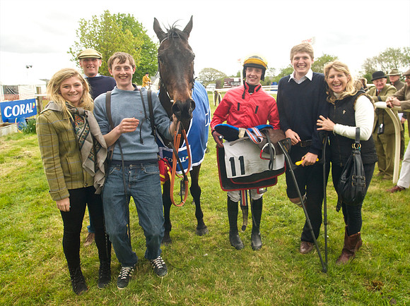 Kimblewick at Kimble Confined Hunts Race