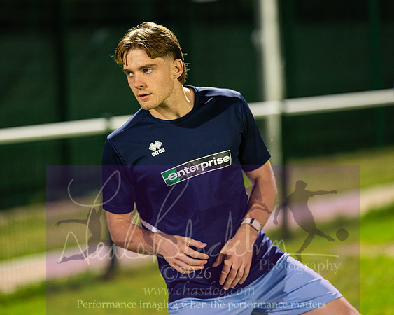 Holmer Green 3 [7]v 3[6] Chesham United (32 of 490)