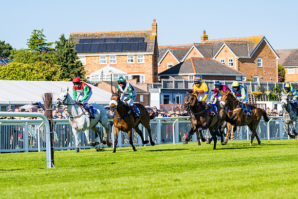 Race 1 - JFF Open Hunter Steeple Chase 2m  (63 of 202)