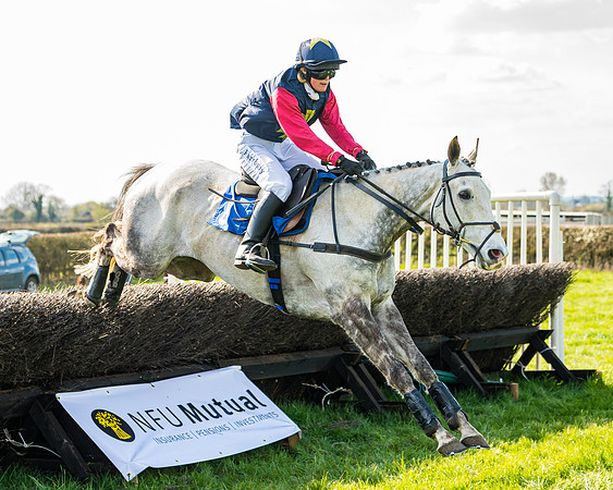 Race 4 - The Warehouse Reit Mixed Open Race  (81 of 124)