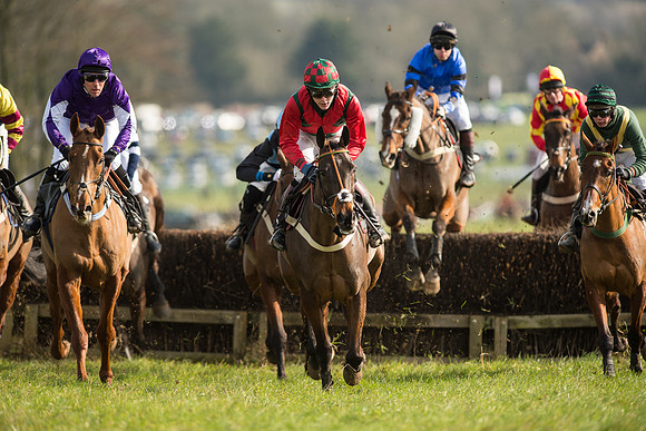 Race 3 - Kent Grand National (16 of 76).jpg