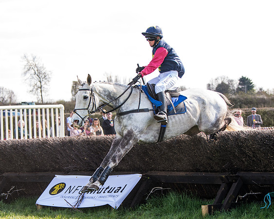 Race 4 - The Warehouse Reit Mixed Open Race  (47 of 124)