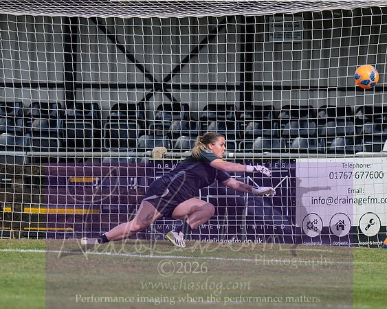 Royston Town 3 v 2 Chesham United (33 of 496)