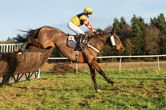 Race 6 - Novice Riders (52 of 103).jpg