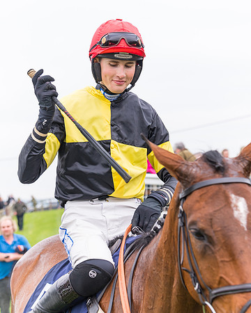 Race 2 - Five and Over restricted (107 of 136)