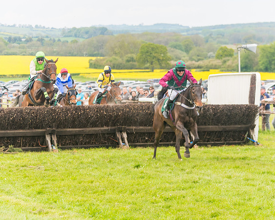 Race 6 = Maiden (130 of 187)