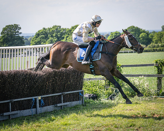 Race 4 Empire De Maulde - Seb Mead winners of The Perry’s of Aylesbury Jaecoo Men’s Open Race (95 of 190)