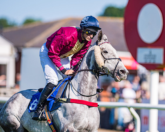 Race 1 - JFF Open Hunter Steeple Chase 2m  (42 of 202)