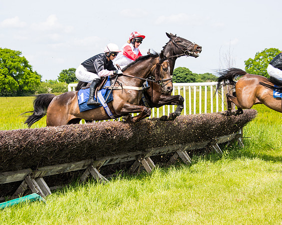 Race 1 - The Little Red owner Trainer conditions (162 of 345)