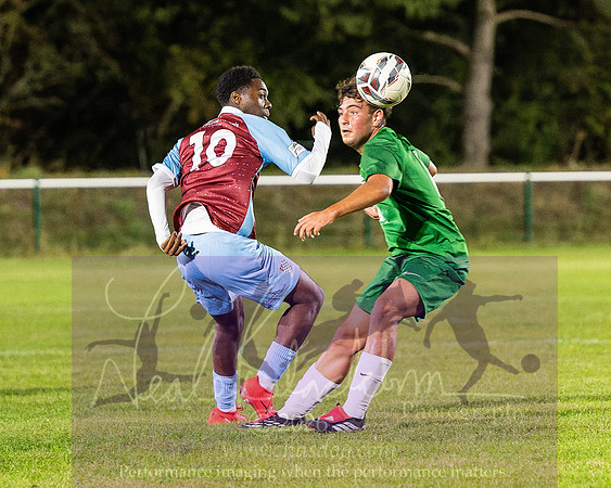 Holmer Green 3 [7]v 3[6] Chesham United (97 of 490)