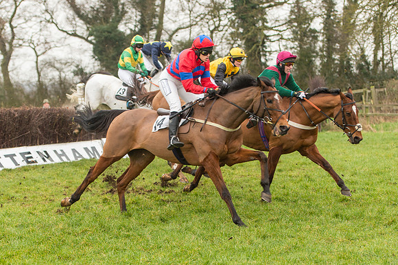 Race 4 - Ladies Open Race (73 of 96).jpg