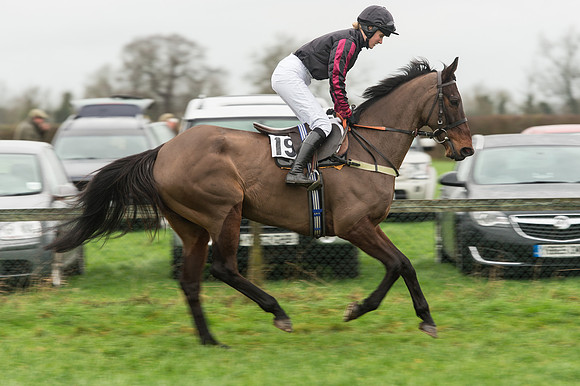 Race 4 - Novice Riders Race (21 of 144).jpg