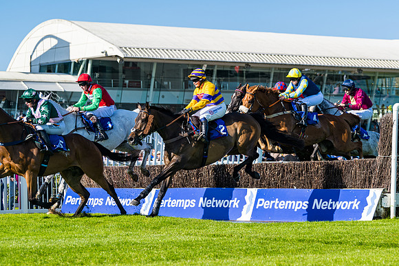 Race 1 - JFF Open Hunter Steeple Chase 2m  (77 of 202)