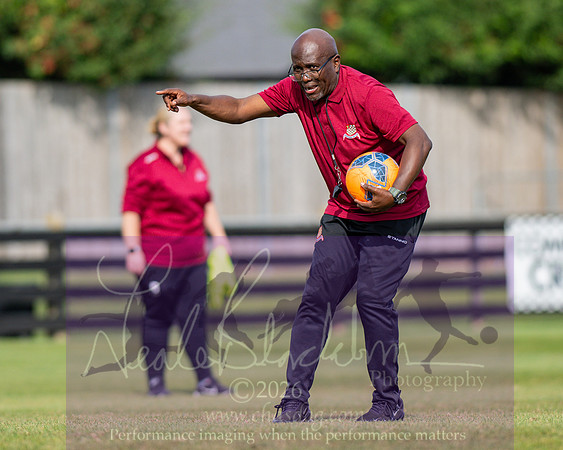 Royston Town 3 v 2 Chesham United (6 of 496)