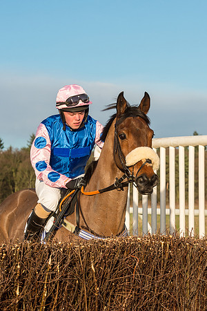 Race 6 - Novice Riders (21 of 103).jpg