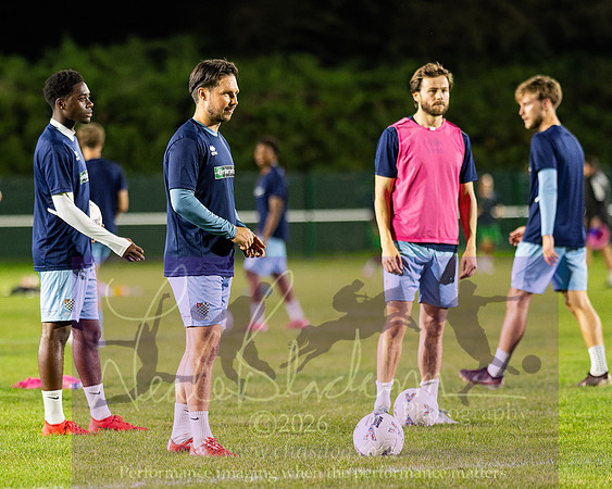 Holmer Green 3 [7]v 3[6] Chesham United (68 of 490)