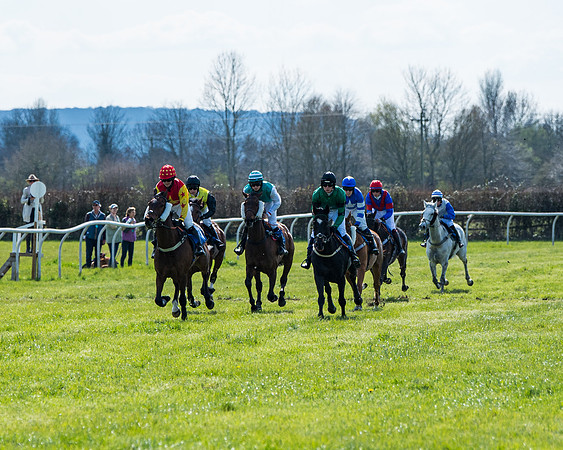Race 3 -The Richardsons Accountants Conditions Race for Novice Riders  (74 of 154)
