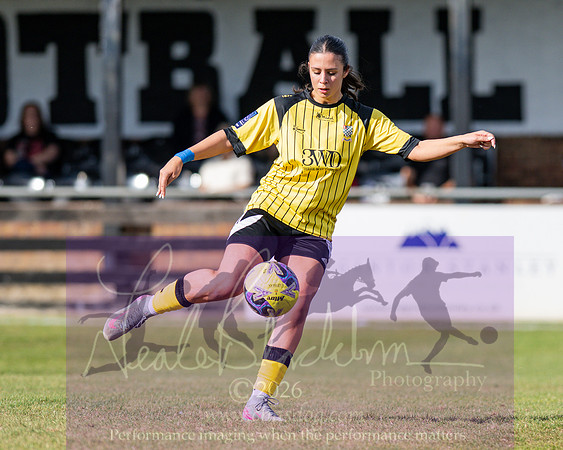 Royston Town 3 v 2 Chesham United (133 of 496)
