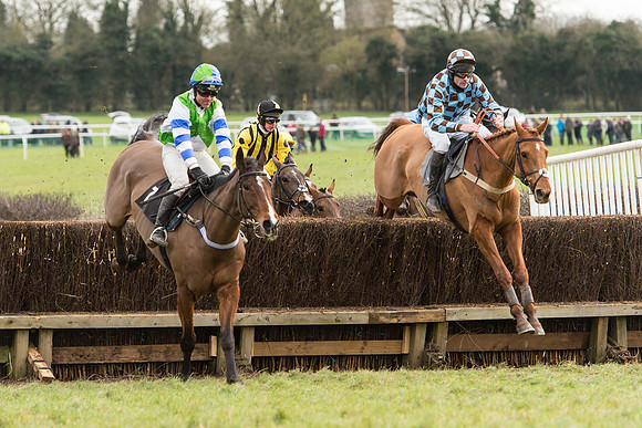 Race 5 - 2M 4F Conditions (58 of 96).jpg