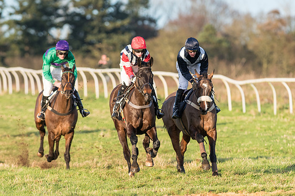 Race 6 - Novice Riders (64 of 103).jpg