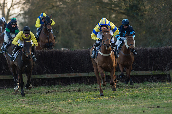Race 6 - Open Maiden Div 1 (27 of 83).jpg