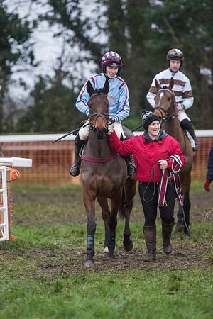 Race 8 - Young Horse Maiden  (30 of 85).jpg