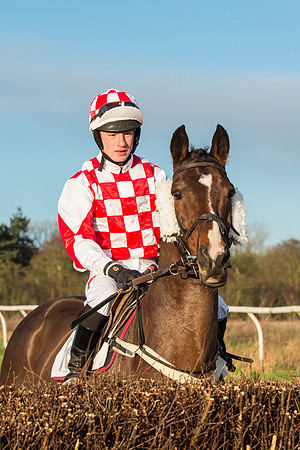 Race 6 - Novice Riders (27 of 103).jpg