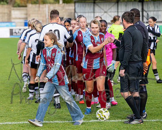 Chesham United 3v2 Wimborne Town (31 of 538)