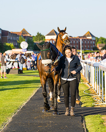Race 6 - Restricted  (1 of 200)