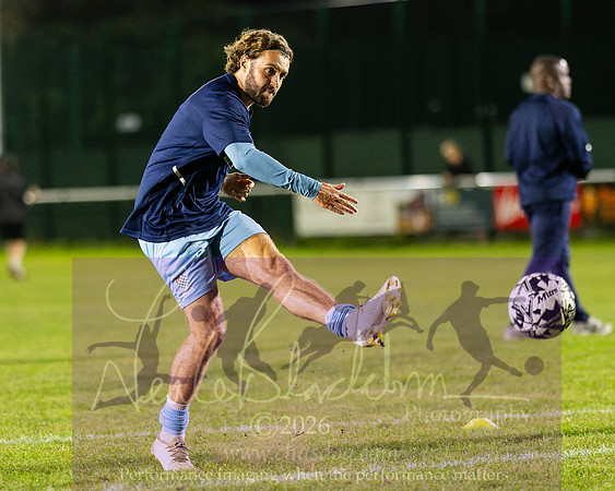 Holmer Green 3 [7]v 3[6] Chesham United (72 of 490)