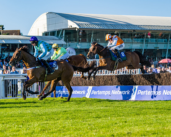 Race 4 - Foxhunters Championship (75 of 175)