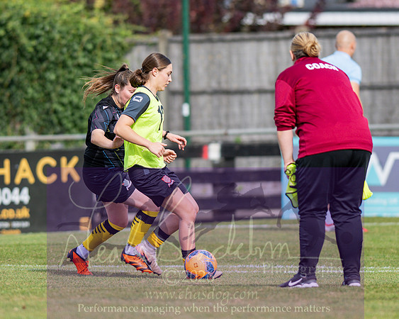 Royston Town 3 v 2 Chesham United (18 of 496)