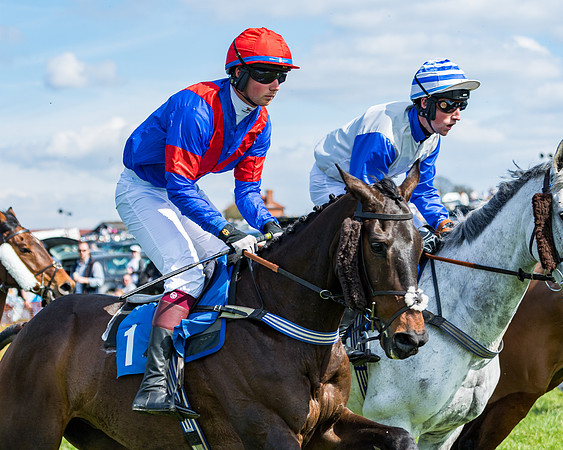 Race 3 -The Richardsons Accountants Conditions Race for Novice Riders  (45 of 154)