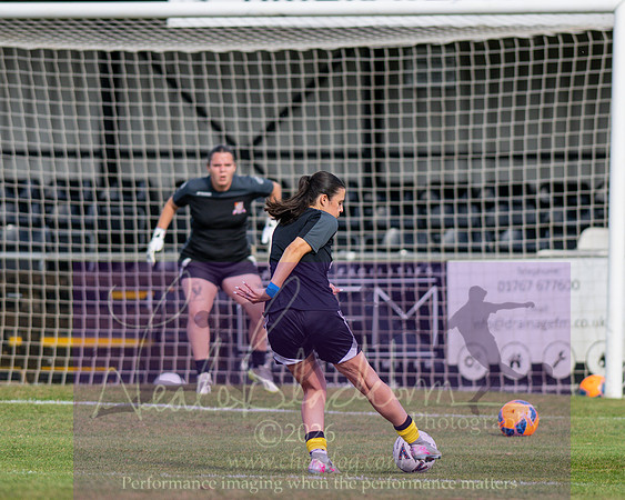 Royston Town 3 v 2 Chesham United (34 of 496)