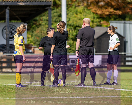 Royston Town 3 v 2 Chesham United (72 of 496)