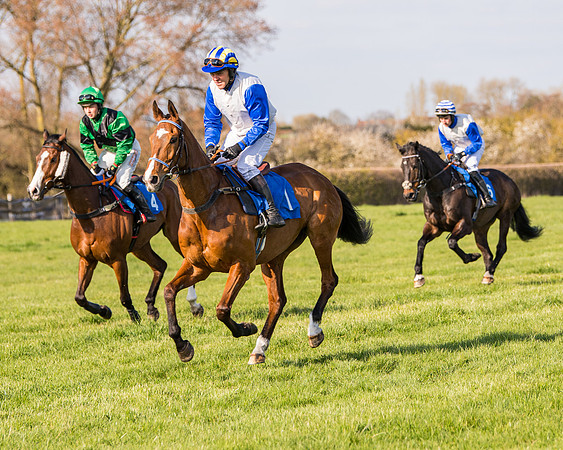 Race 6 - The Fanthom Family Hunt Members farmers and subscribers Race  (18 of 107)