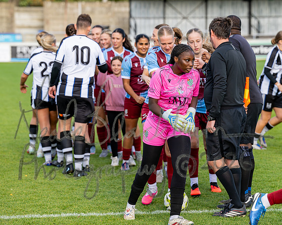 Chesham United 3v2 Wimborne Town (33 of 538)