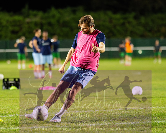 Holmer Green 3 [7]v 3[6] Chesham United (73 of 490)