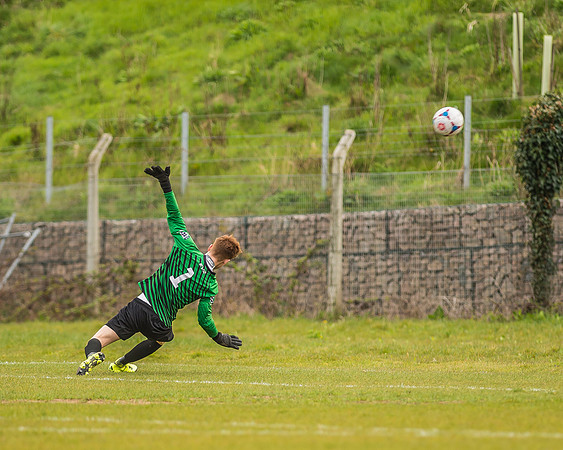 Barnet 2 Wycombe Tigers 4 --19